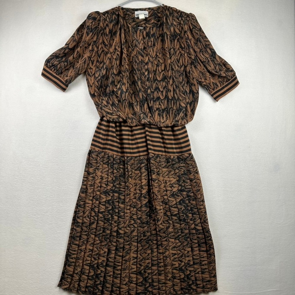 Vintage Perceptions Dress Womens 7/8 Brown Pleated Drop Waist 80s ILGWU USA